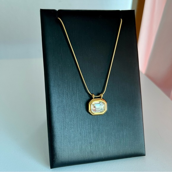 18K Gold Plated Stainless Steel Square White AAA CZ Crystal Pendant Necklace - Picture 9 of 15